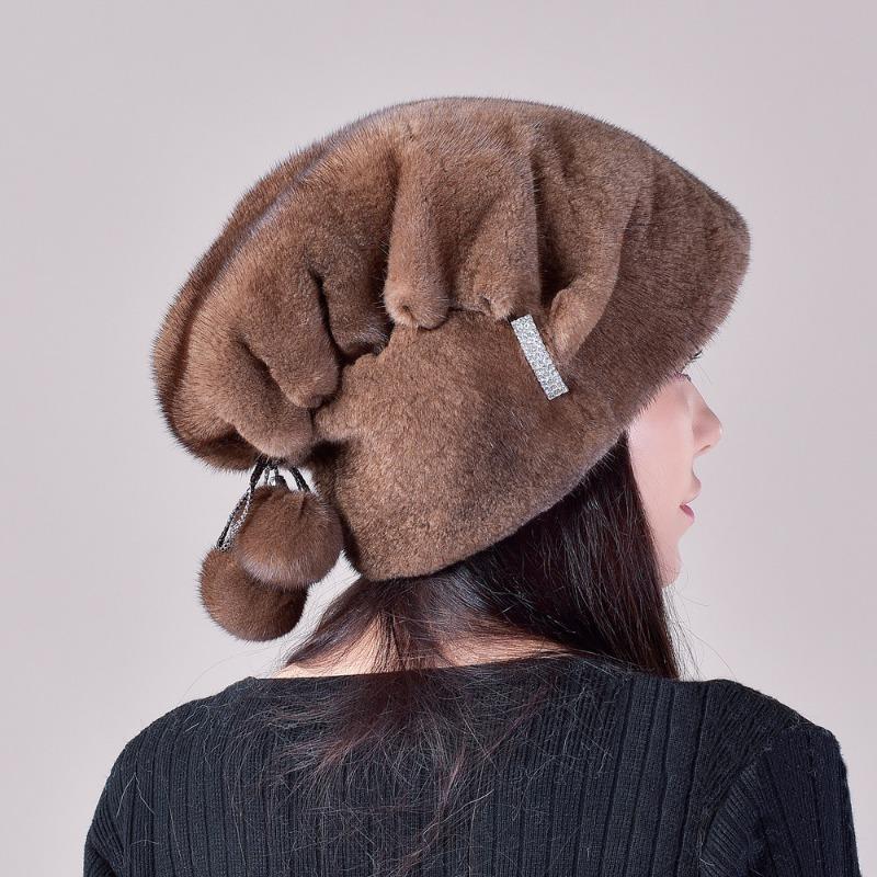 Mink hat female whole mink ear protector Christmas hat casual thickened warm fur Great Wall stacking hat winter