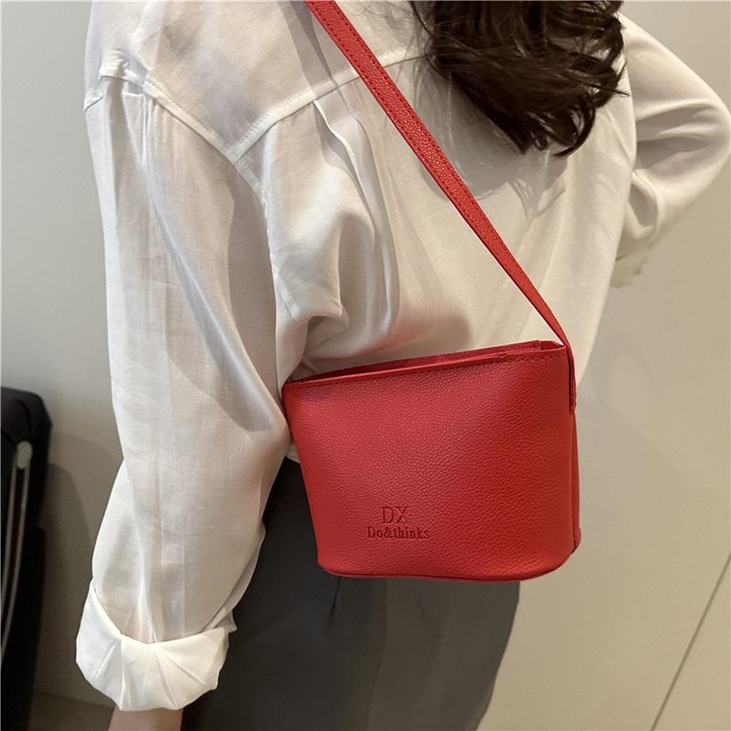 Frühling und Sommer beliebt einfache einfarbige Umhängetasche neue modische vielseitige High-Sense Schulter-Eimer-Henkeltasche Damen