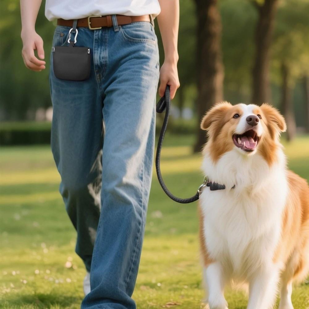 Waterproof Silicone Dog Treat Pouch Stain-resistant Oil-resistant Dog Training Pouch Food Dispenser Water-resistant