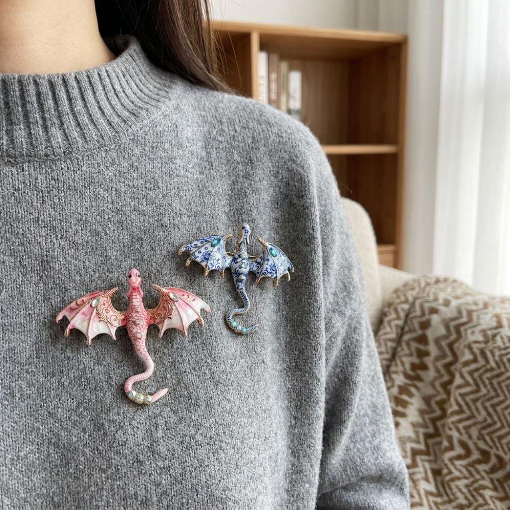 Zinc Zinc Zinc Alloy Crystal Wing Dragon Pin Colorful Rhinestone Animal Dragon Brooch  Daily Wear