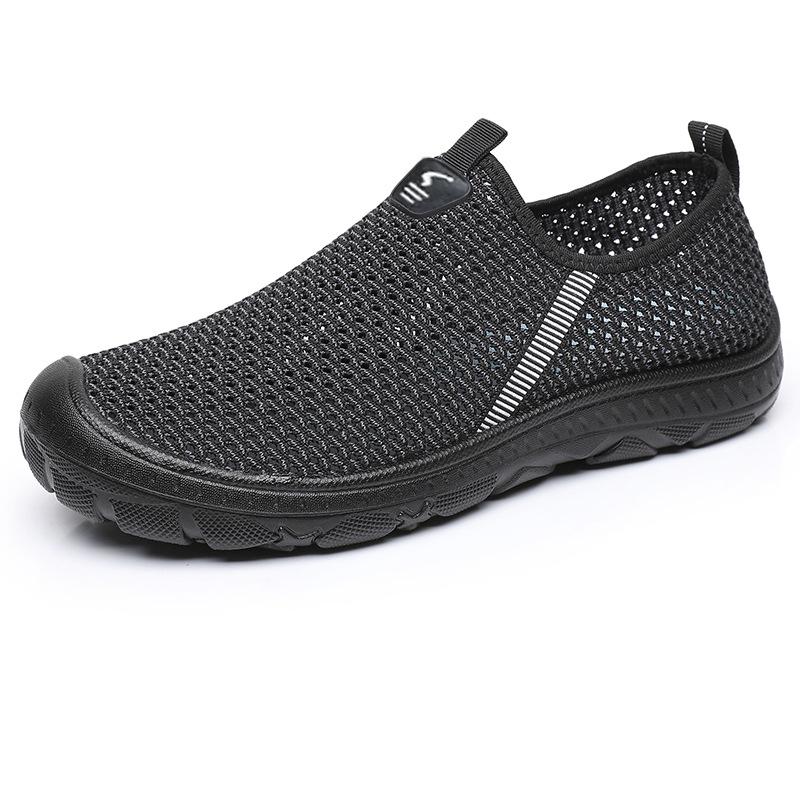 2025 Summer New Old Beijing Cloth Shoes Men's Hollow Breathable Mesh Shoes Men's Casual Soft Sole Non-slip Dad Shoes