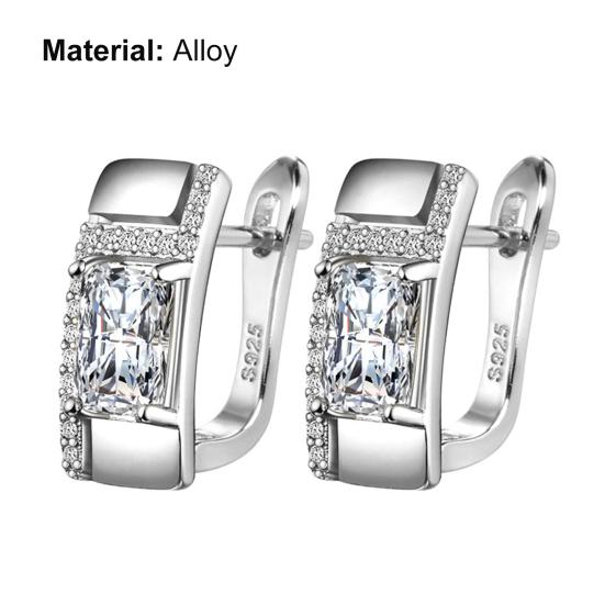 1 Paar Ohrstecker Quadratischer Strassschmuck Modisches Aussehen Koreanischer Stil Ohrstecker für den täglichen Gebrauch