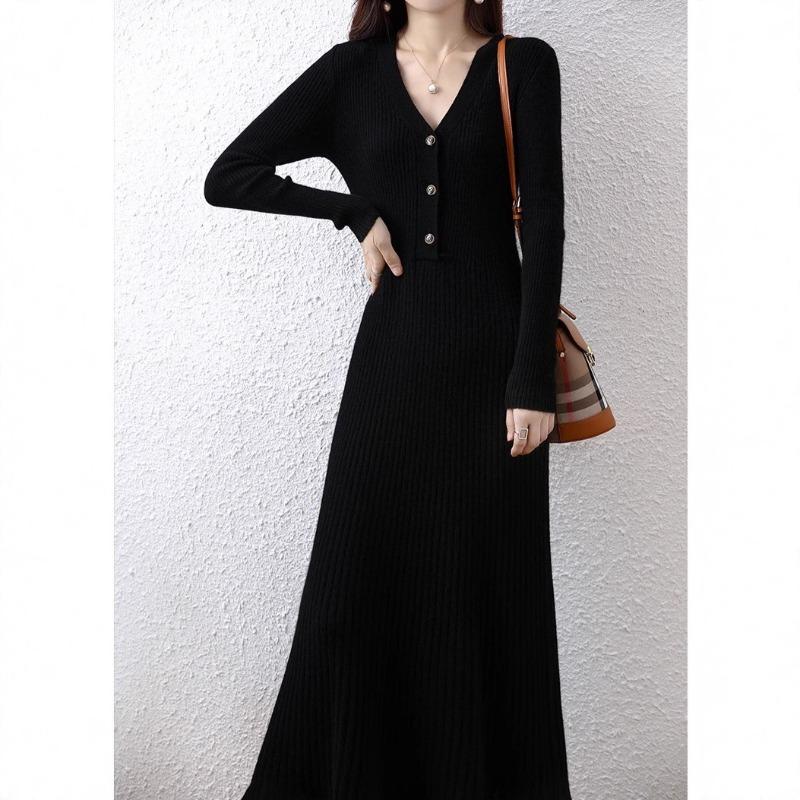 Autumn and winter new solid color thin temperament medium and long sweater skirt women's coat with bottom knitted dress