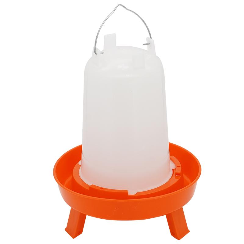 1.5L Automatic Chicken Water Bucket With Leg Plastic Poultry Rooster Hen Feeding Device Farm Animal Watering Supplies 1pc оранжевый