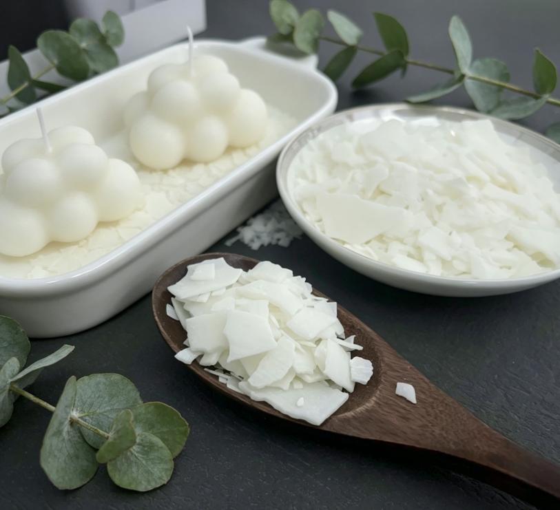 High Quality Flake Pure Natural Soybean Wax 25KG Soy Wax Handmade Scented Candle in Flake Shape Customized size&NO Scents белый