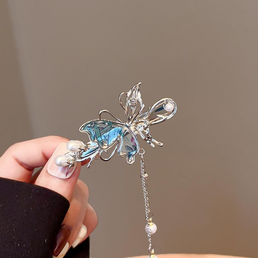 

Заколка-клип «утиный клюв» с кисточкой-бабочкой, легкая роскошь, ощущение высокого класса, модная боковая заколка, нишевая, универсальная, персонализированная заколка, аксессуары для волос