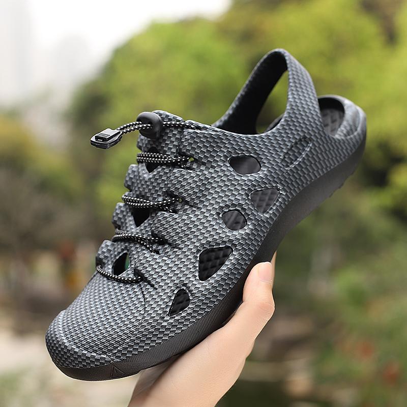 New Men Sandals Hollow Out Summer Men Sandals Breathable Beach Flat Sandals Men Casual Shoes Sandalias Hombre Big Size 45