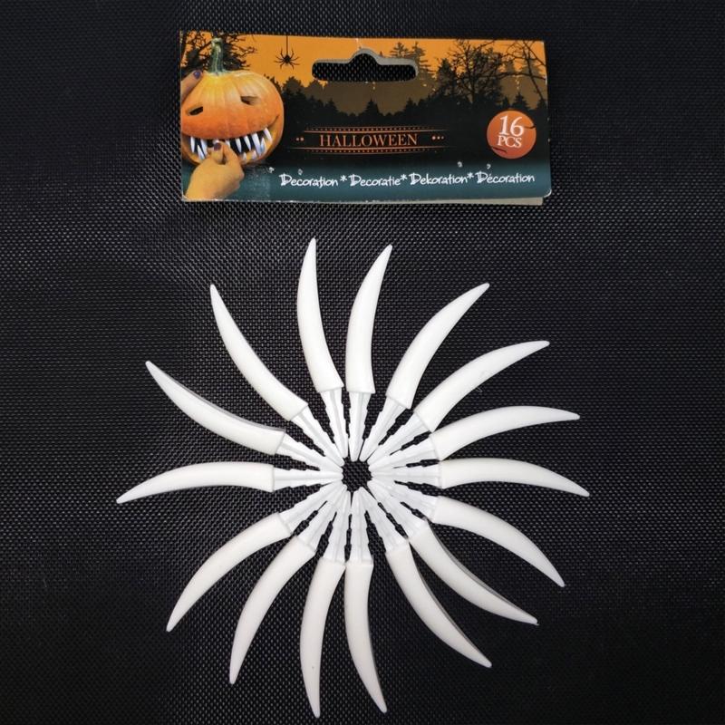 10 Pieces Realistic Pumpkin Teeth for Costume Parties and Jokes Halloween Themed Accessories Creative Party Accessory