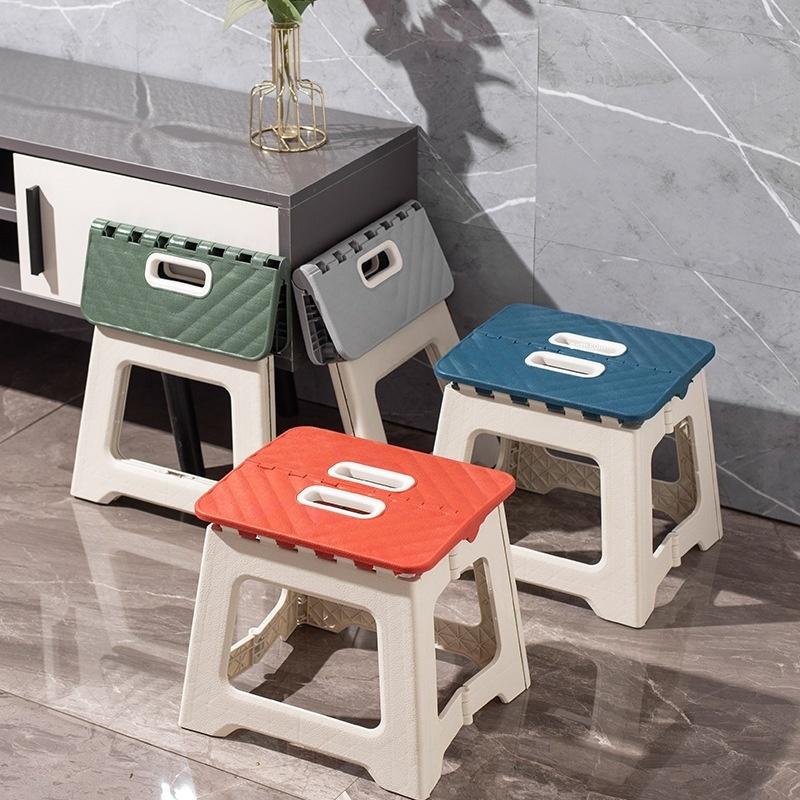 Folding Step Stool, High Load-Bearing 300lb Non-Slip Portable Stool, Space Saving Thickened Plastic Mini Chair for Kitchen Bathroom Camping Fishing