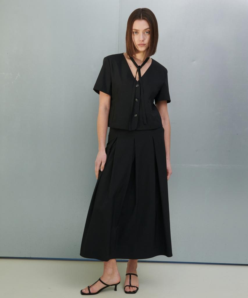 Owaiwai Belle Pleated Skirt_Black