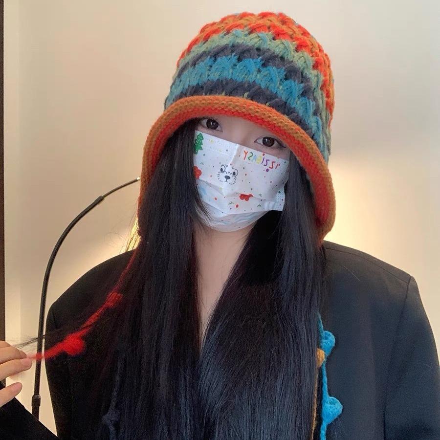 Personalized Fashion Hand Hook Colorful Ball Ladies Winter Student Hat Adult Versatile Knitted Hat Warm Ear Protection Tide