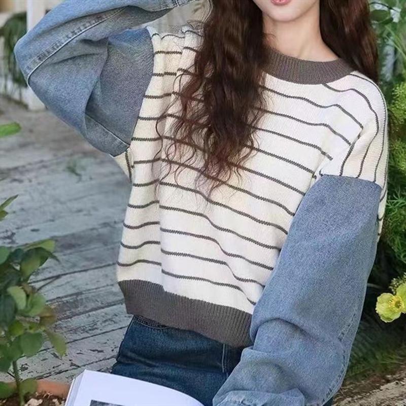 Round Neck Striped Denim Sleeve Patchwork Knitted Sweater for Women Autumn and Winter Loose Outerwear
