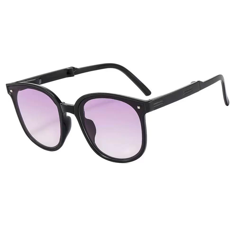 Foldable Women's Sunglasses - Fashionable Sun Protection for Influencers