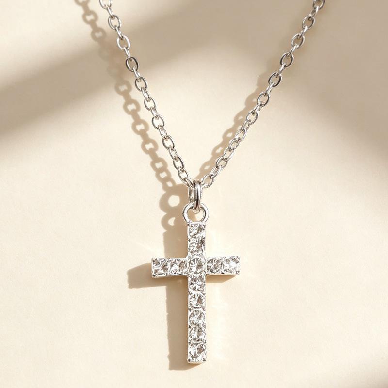 Women's Punk Rhinestone Cross Sweater Necklace - Light Luxury Versatile Clavicle Chain