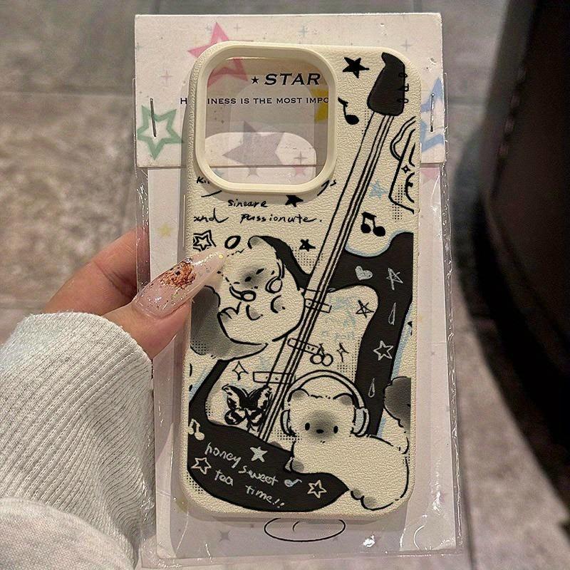 A Guitar Cat Patterned Lychee-Textured Phone Case, Suitable for iPhone 17, 16, 15, Plus, Pro, Max Series Phones — Can Be Used as a Gift
