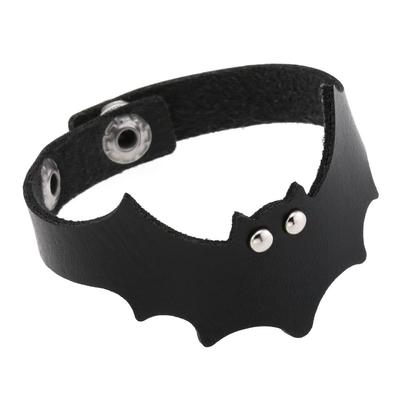 Fashion Skull Bat PU Leather Bracelet 80s Rock Punk Stud Spike Rivet Punk Bangle Bracelet Wristband Jewelry Gift