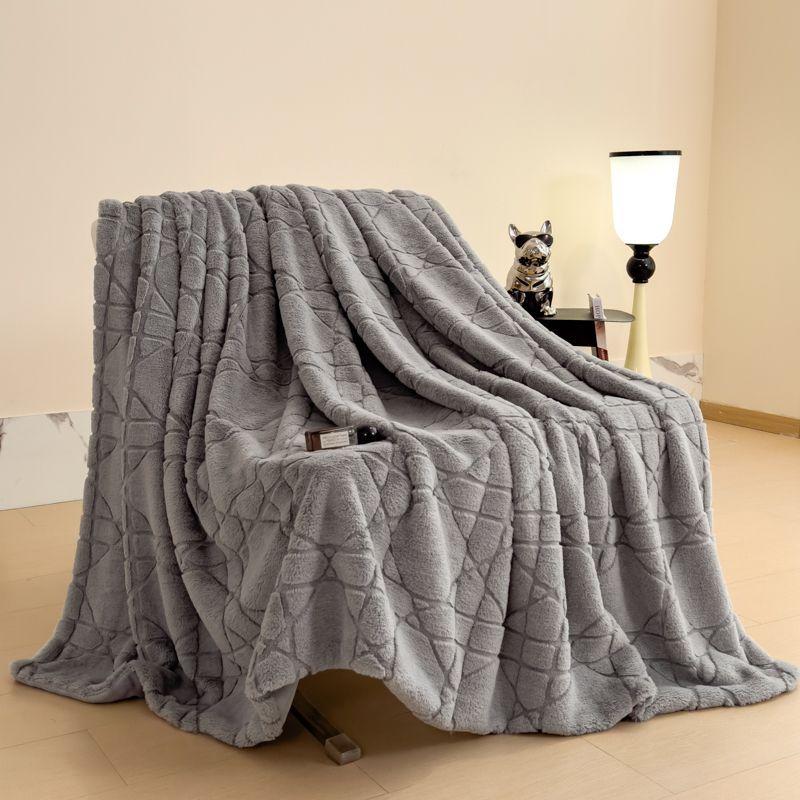 Soft Flannel Throw Blanket Lightweight Warm Bed Blanket For Bedroom Couch