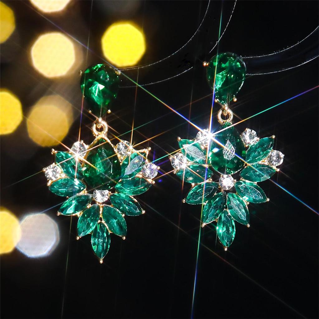 European and American Luxury Colorful Rhinestone Flower Stud Earrings for Women