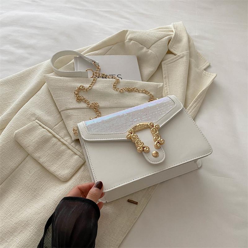 Stylish Chain Shoulder Bag For Women Trendy Small Square Bag With Multiple Colors