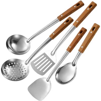 Set di 5 Utensili da Cucina Wok Spatole Mestoli Zuppa Scolapasta con Manico in Legno Acciaio Inossidabile Strumento di Cottura
