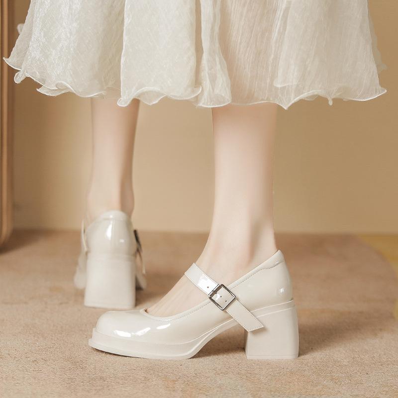 Mary Jane High Heels One-word Buckle Belt Square Head Patent Leather Temperament Thick Heel Single Shoes Are Not Tired