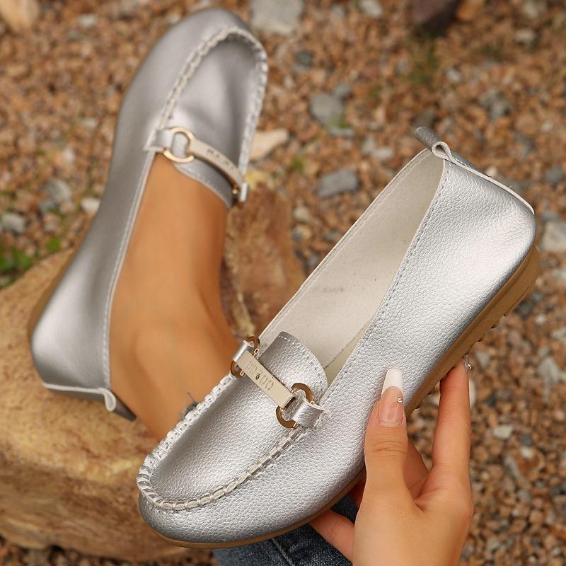 Cross metal buckle flat-soled single shoes for women's outer wear spring and autumn new European and American fashion versatile casual single shoes