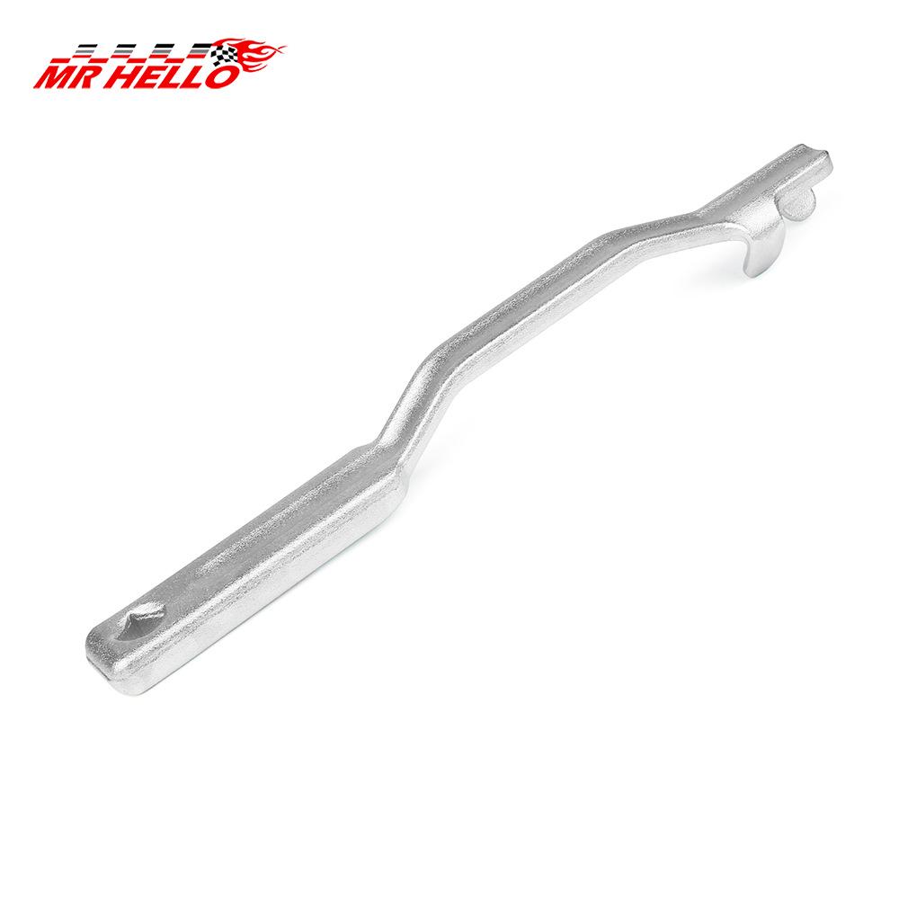 Universal Torque Wrench Extension Tool