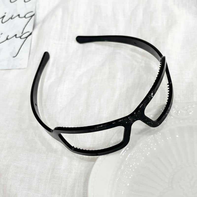 Chic Bow-Knot Glasses Headband for Women - Non-Slip, Fashionable Hair Accessory with Teeth for Secure Grip