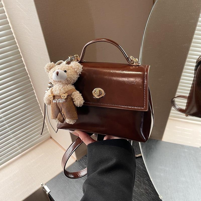 High-end niche bag women's new spring and summer versatile shoulder messenger bag casual portable small square bag