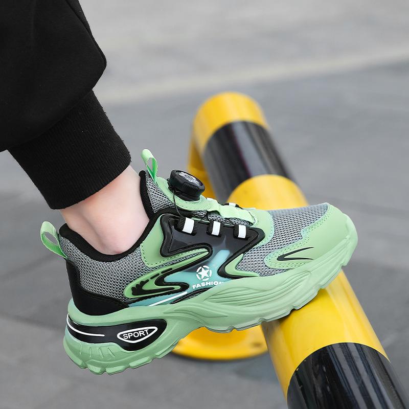 Men's middle-aged and older children's mesh hollow children's sports shoes boys' casual running shoes tide