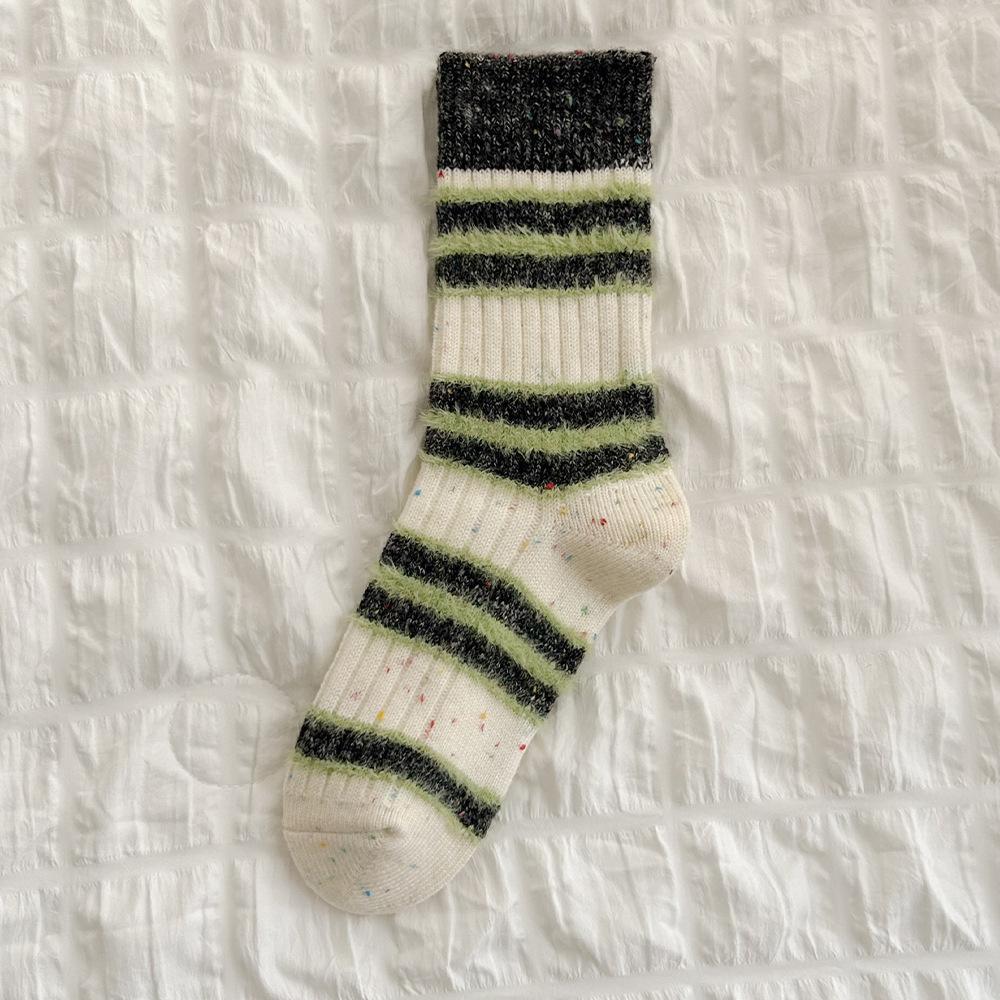 Autumn And Winter Striped Wool Medium Tube Socks Women'S Thickened Warm Plush Idea Yarn Cashmere Stacking Socks Versatile Soft Waxy Cotton Socks