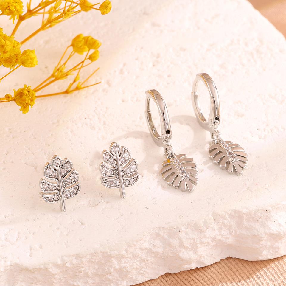 

ZAKOL Two Pairs Plant Leaf Zircon Inlaid Earrings for Women Minimalist Fashion Versatile Everyday Ear Accessories Set