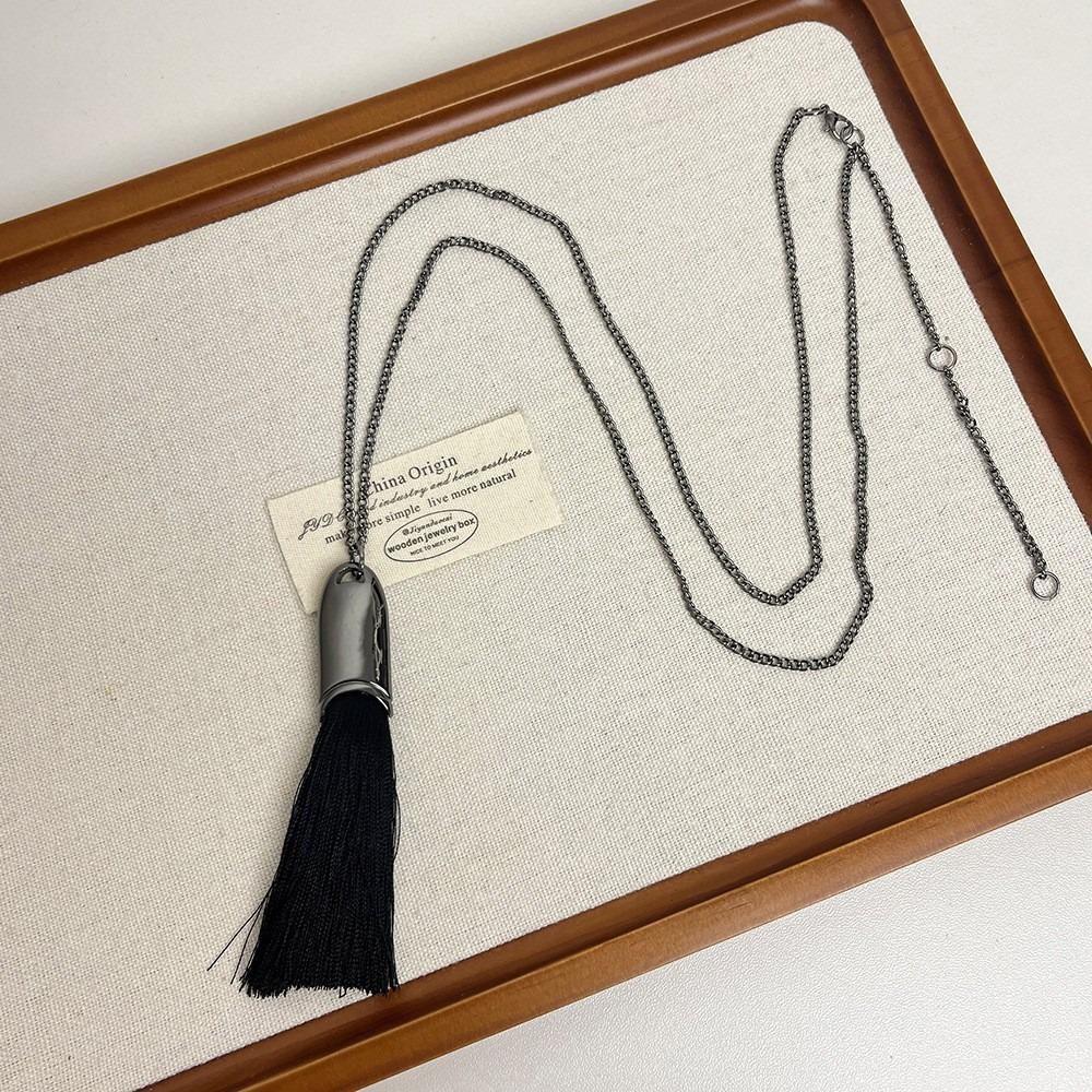 Korean Creative Design Geometry Brush Tassel Pendant Necklace for Women Fashion Personality Long Sweater Chain Jewelry Accessory