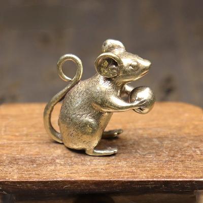 Rame simpatico topo pesca miniature figurine tè animale domestico ornamento da tavolo artigianato ottone animale ratto statua decorazioni per la casa accessori