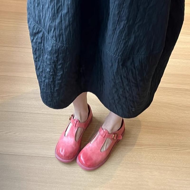 Fashion Vintage Pink T Strap Shallow Mary Jane Shoes Women Fashion Casual Buckle Flat Sandals Comfortable Moccasin Brand Designer Shoes