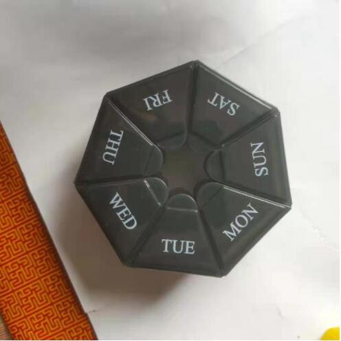 Medicine Organizer Bottle Pill Box Tablet Holder Sparkling Fine Workmanship Full Rhinestone Aluminum Alloy Vial for Hiking