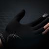 Pool Cue Glove 3 Fingers Magnetic Snookers Cue Sport Glove Professional Ergonomic Breathable Equipment for Sports Women Men