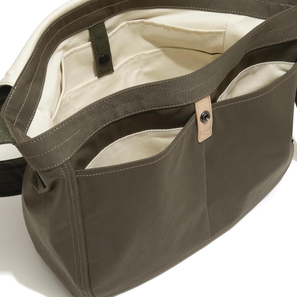 UNTRACK Shoulder Newspaper A4 Navy Bag, Bag, File, 14L, No. 60402, Men's,