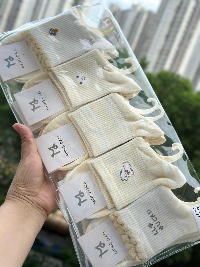 Autumn/Winter 10-Pack Women's Mid-Calf Cartoon Socks - Cute, Comfortable, Fashionable, College Style Cotton Sports Socks