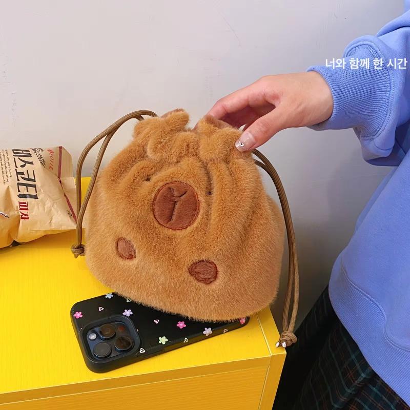 Süße Plüsch-Capybara Kordelzugtasche Geeignet für Schulanfang Aufbewahrungstasche Reise Kosmetik Kamera Aufrechte Aufbewahrungstasche Handtasche