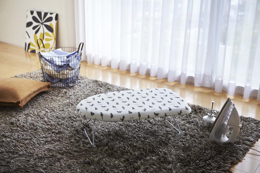 Yamazaki Lightweight Steel Mesh Ironing Neko 2640 Board, Press, White, Approx. 60x36x19cm,