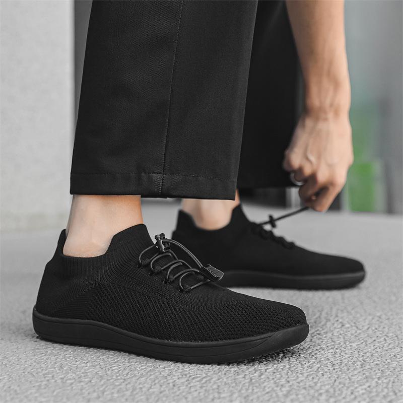 2026 Outdoor Spring and Autumn Large Size Medium Tube Flying Weaving Lightweight Wide Head Shoes Socks Shoes Non-slip Men's Casual Shoes
