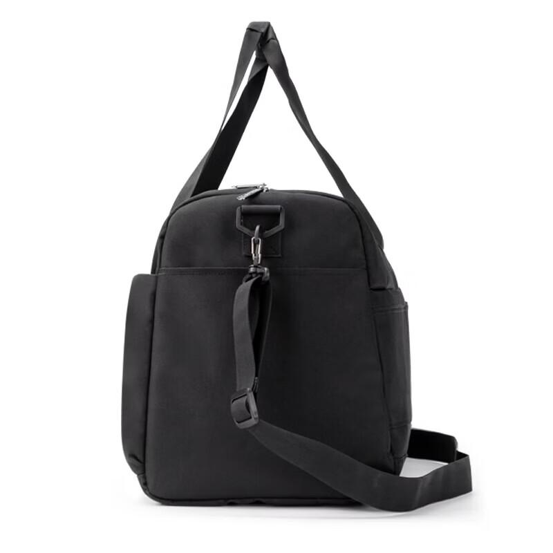 Diplomat DS-17001E Travel Duffel Bag
