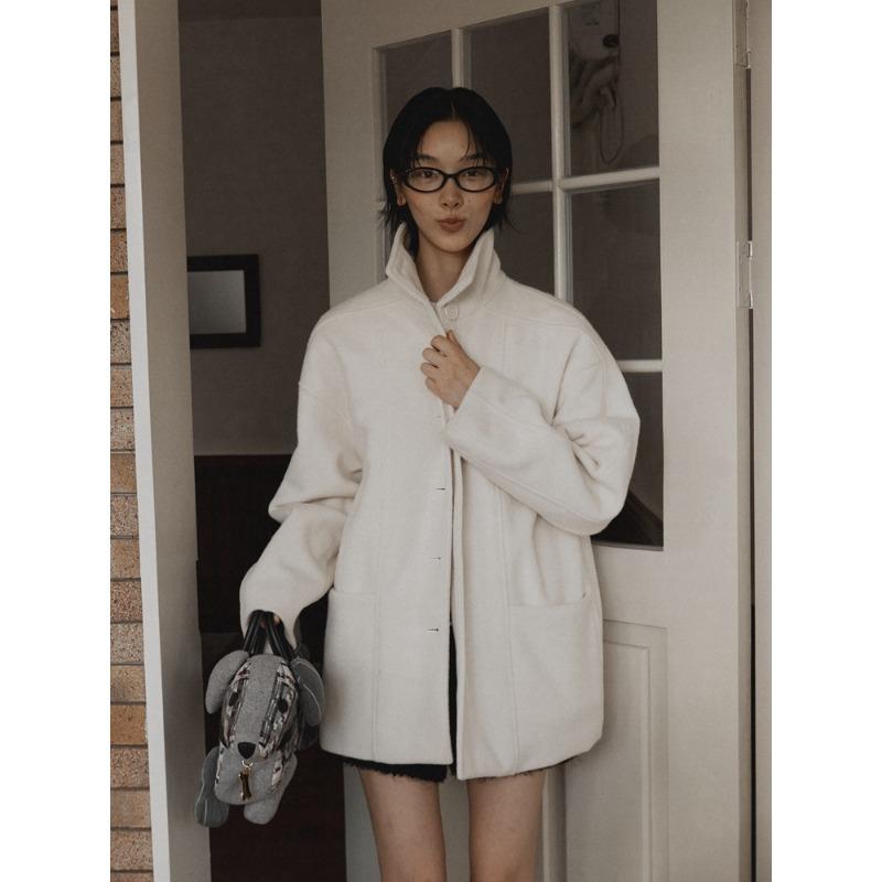 Stand Collar Sheep Wool Coat Women's Winter Small Fragrance Quilted Thick Woolen Coat