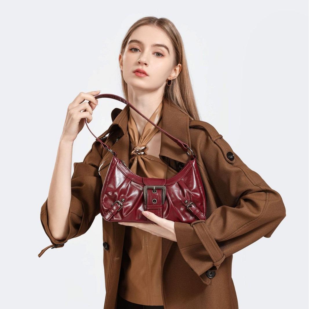 

Women s Bag New Single Shoulder Tote Bag American Retro Commuter Style Vintage Look Bag Underarm Motorcycle Bag for Women вина червоного кольору