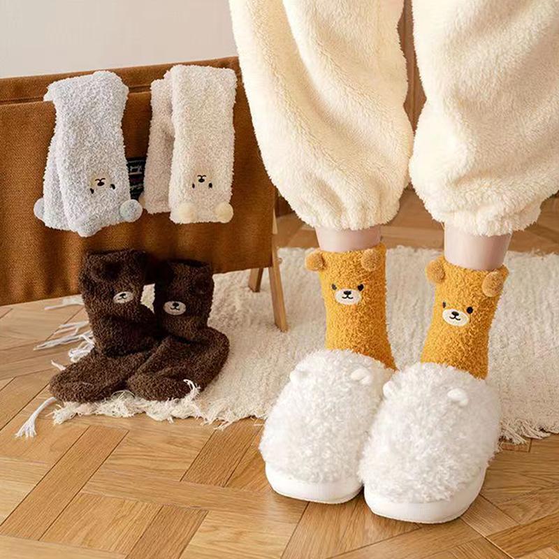 Korallenfleece-Socken für Damen Winter Nicht fusselnd Bodensocken Cartoon-Tier Plüsch Erwachsenen Dick Warm Schlafsocken
