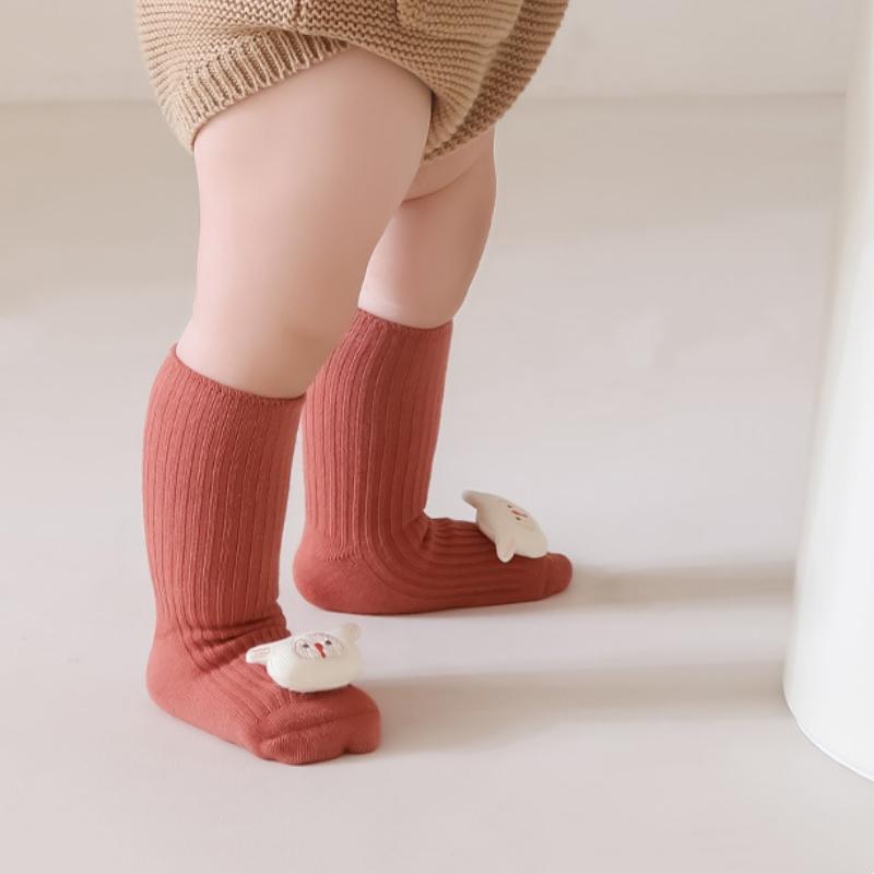 Skarpetki niemowlęce dla dziewczynek i chłopców jesienno-zimowe z kreskówkowymi zwierzętami antypoślizgowe skarpetki podłogowe miękkie bawełniane skarpetki dla niemowląt