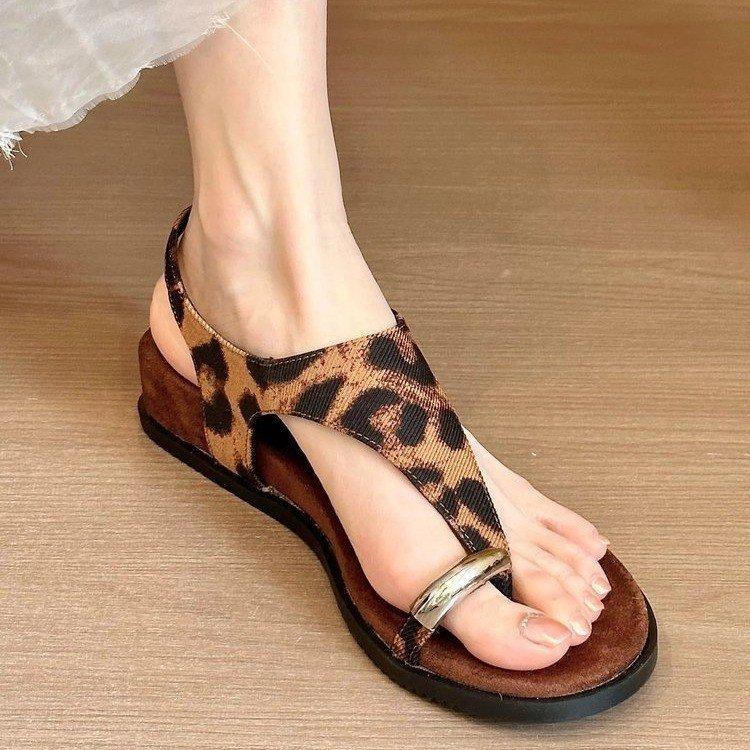[youshilai] Set of Toe Slippers Summer New Slope Heel Flip-flops Vacation Seaside Beach Sandals