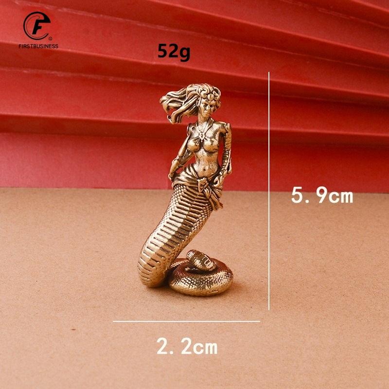 

Medusa Statue Brass Material Ancient Greek Snake Woman Crafts Home Office Desktop Ornaments