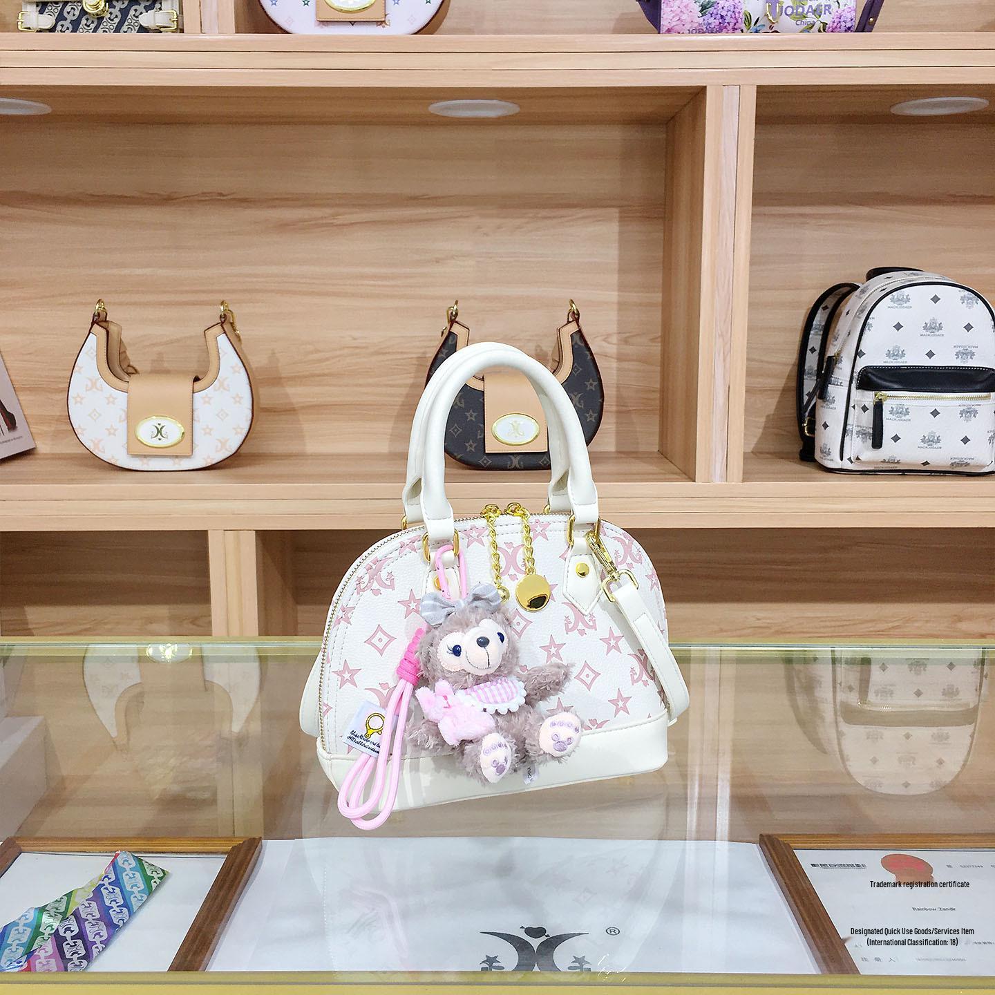 

High-End Vintage Monogram Shell Crossbody: 2025 Influencer Chic Colorblock Handbag